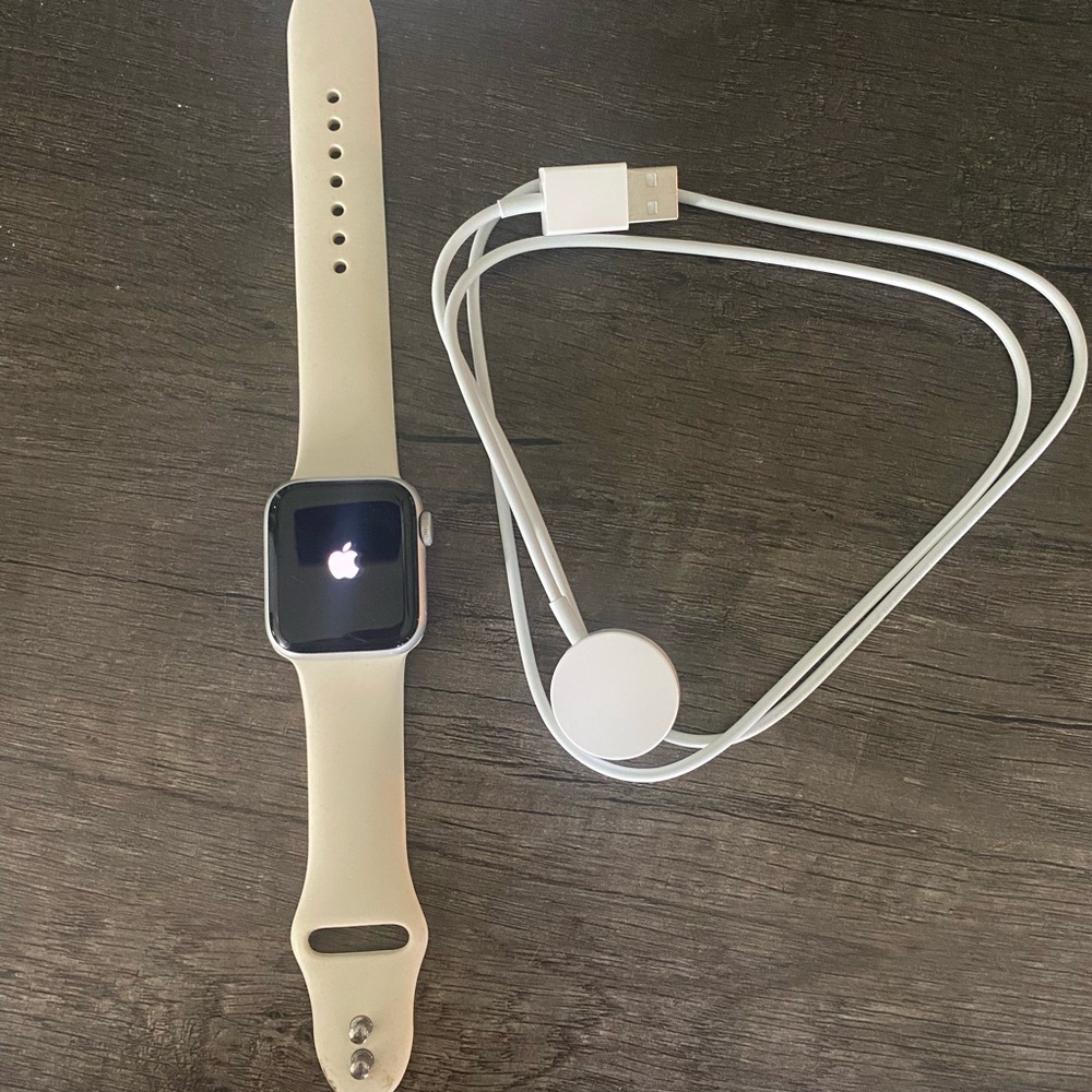Apple Watch SE